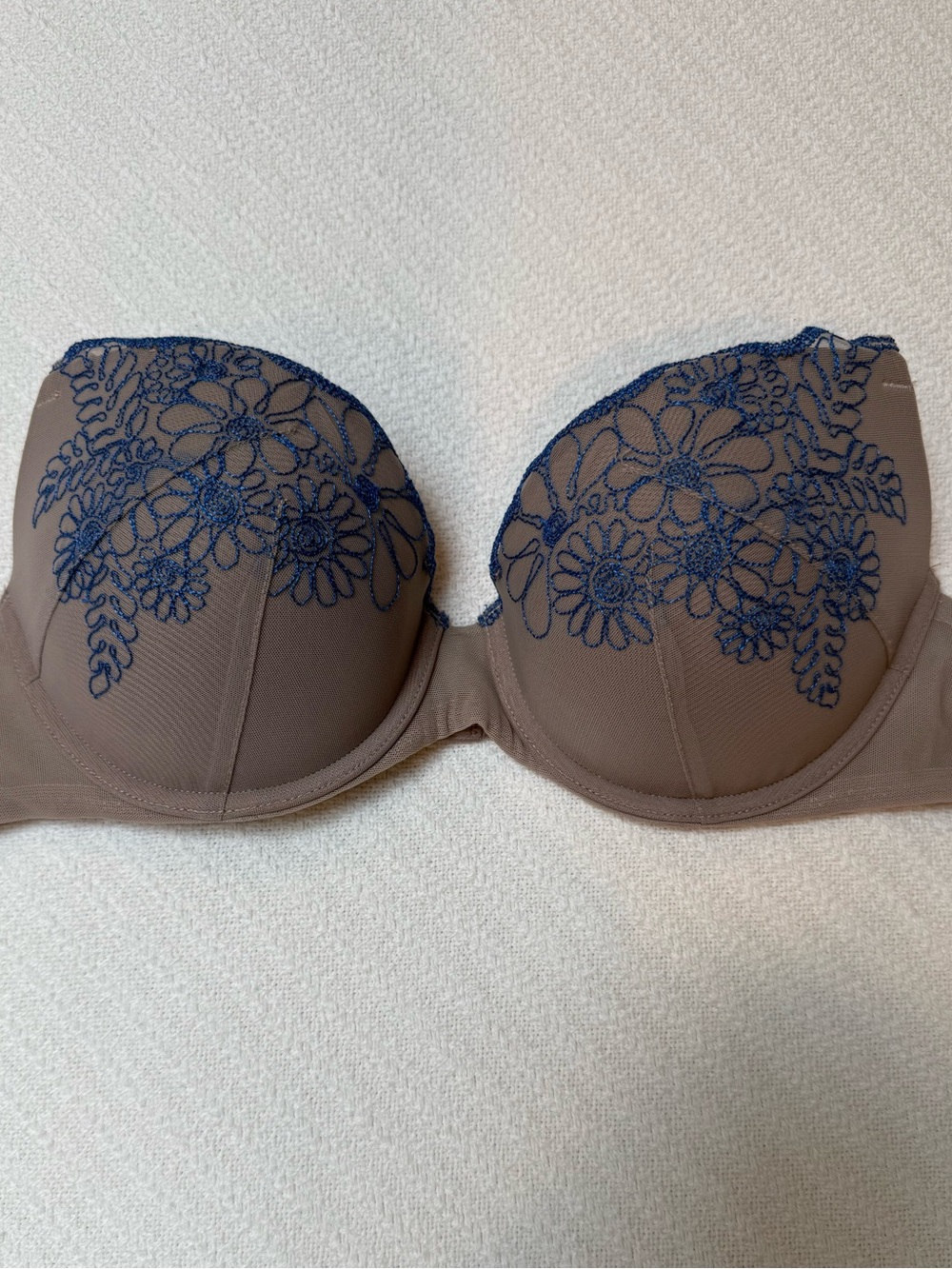 Lulua Bra